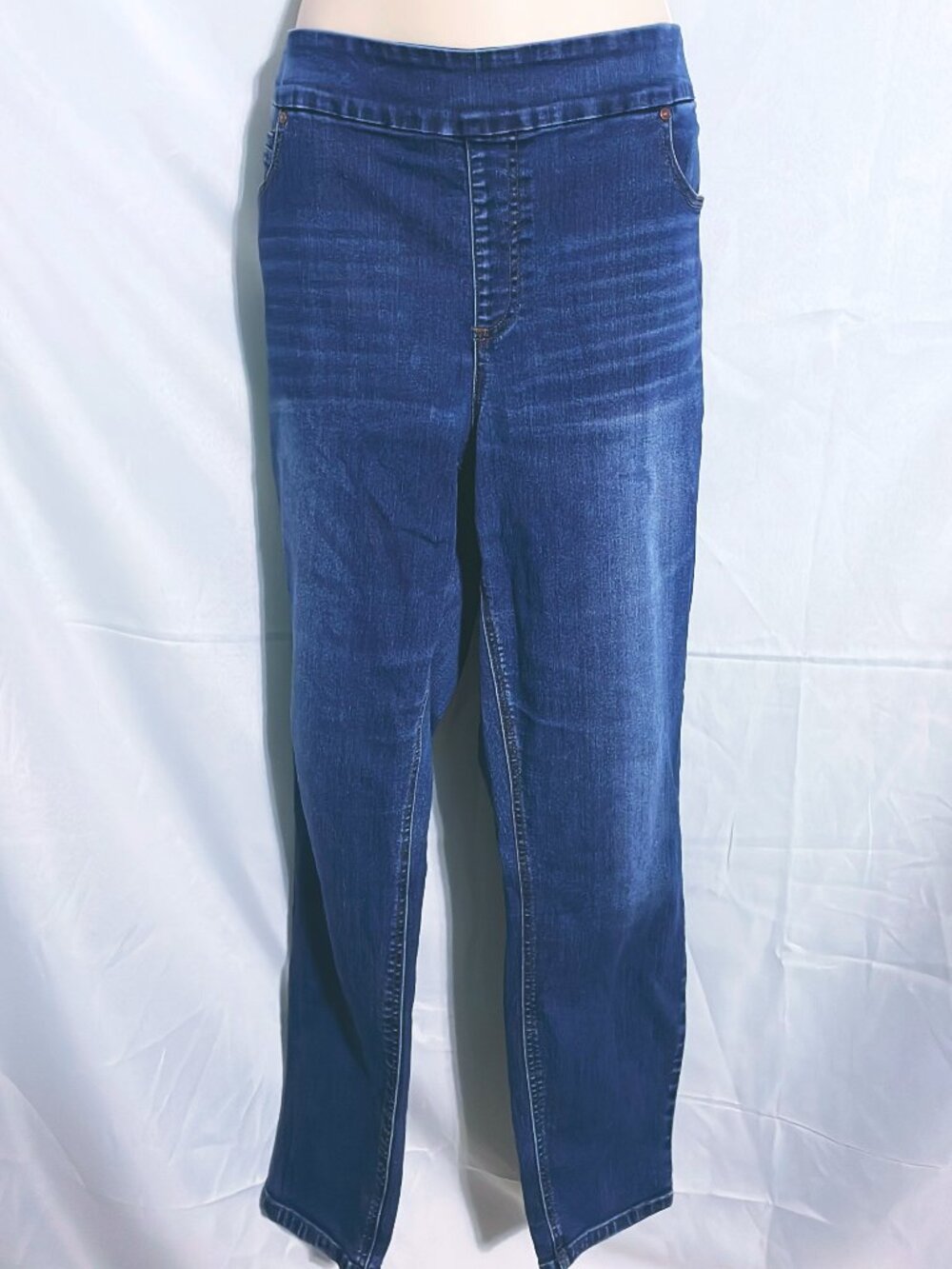 Westbound Pull On Jeans Size 18R
